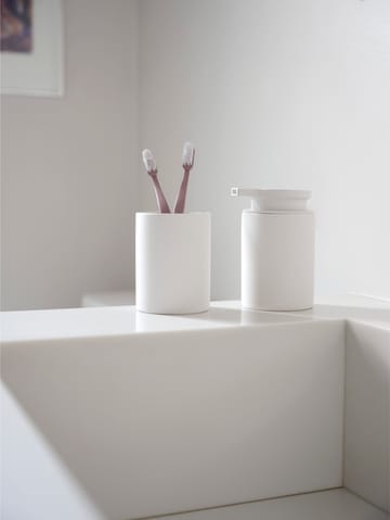 Karma ソープディスペンサー 25 cl - White - Zone Denmark | ゾーン デンマーク