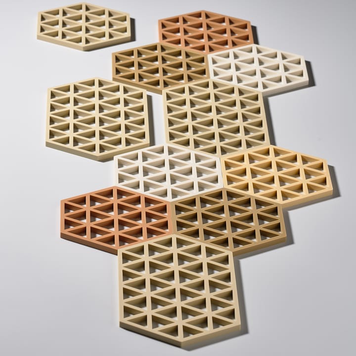 Triangles 鍋敷き 14x24 cm, warm sand Zone Denmark | ゾーン デンマーク