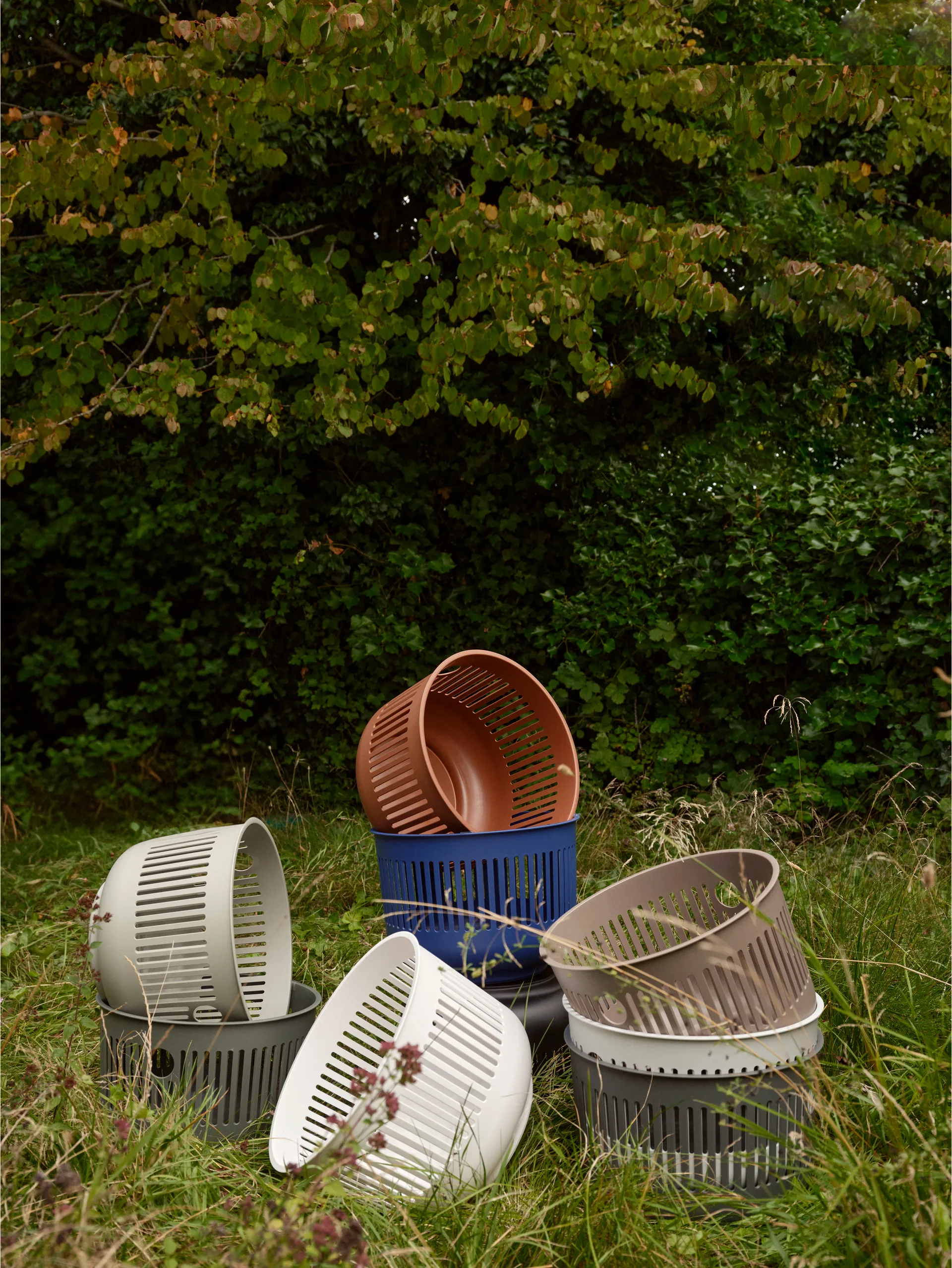 Ume ランドリーバスケット Ø40x29 cm, Soft Grey Zone Denmark | ゾーン デンマーク