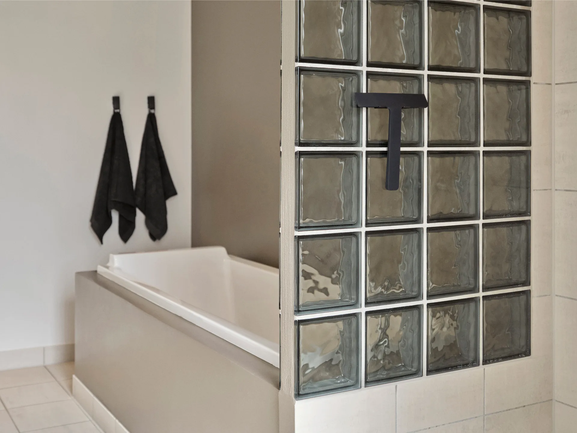 Ume ホルダー付きスクレーパー, Black Zone Denmark | ゾーン デンマーク