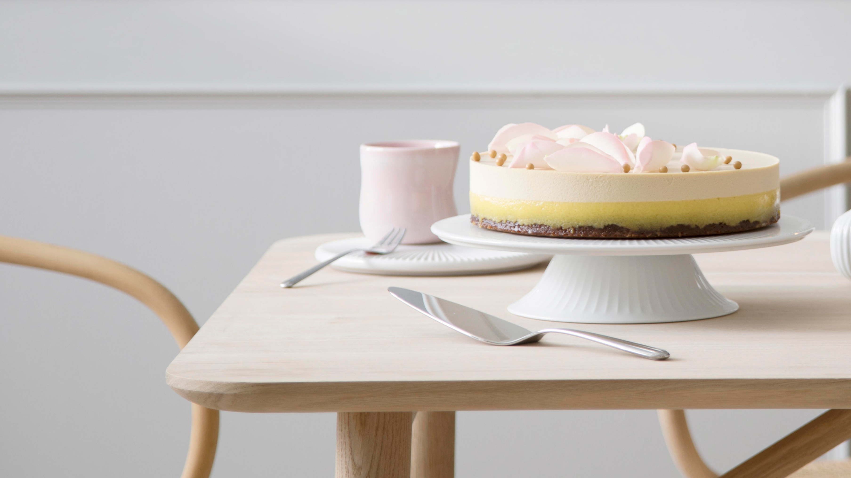 ケーキスタンド - NordicNest.jpでお買物